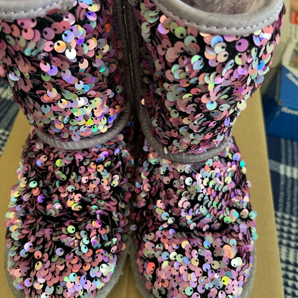 Ugg kids classic stellar II sparkle